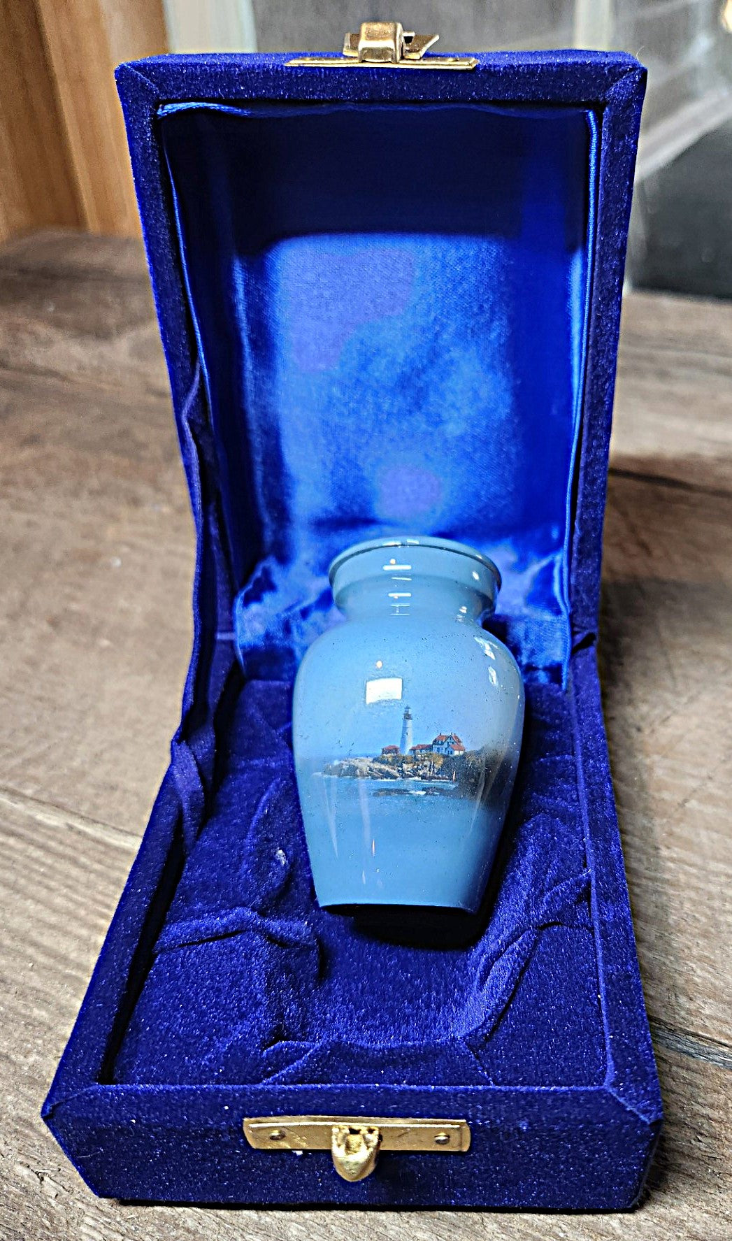 The Beacon, Cremation Urn
